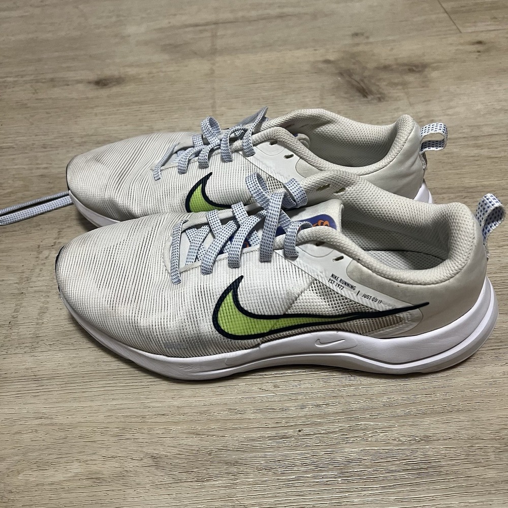 Nike Downshifter 12 Summit White Lime Blast Womens Size 8‎ Running Shoes Gym